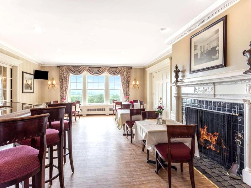 Traditions Hotel & Spa Johnson City - Binghamton, an Ascend Collection Hotelの写真
