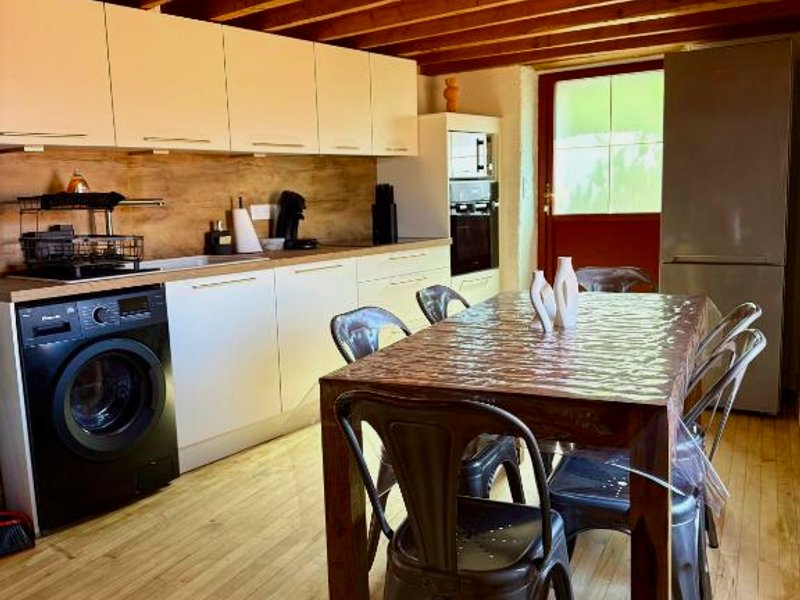 Charming stone house in Eus - Vue sur les Montagnes & Confort 2025の写真