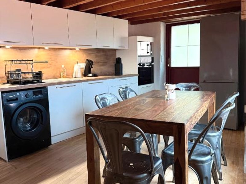 Charming stone house in Eus - Vue sur les Montagnes & Confort 2025の写真