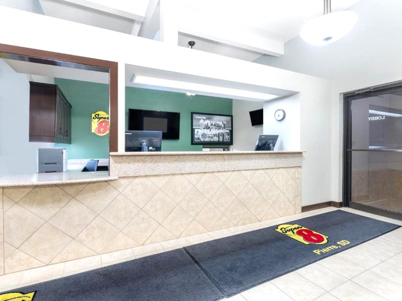 Super 8 By Wyndham Pierre Sdの写真