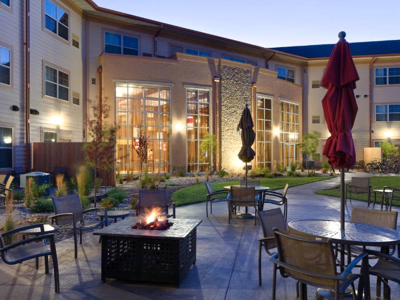 ClubHouse Hotel and Suites Pierreの写真