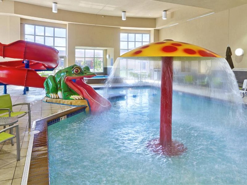 ClubHouse Hotel and Suites Pierreの写真