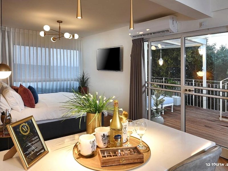 מוריה גולד - MORIA GOLDの写真