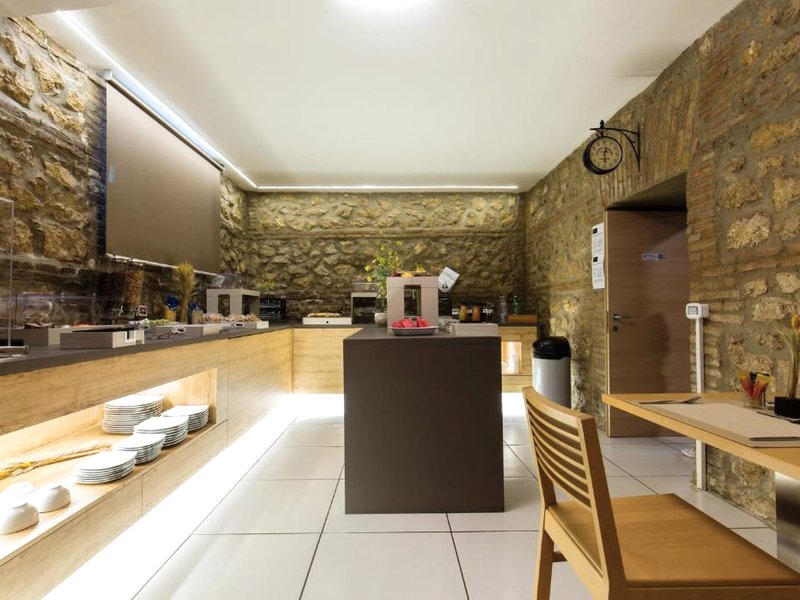 Plana Hotelの写真