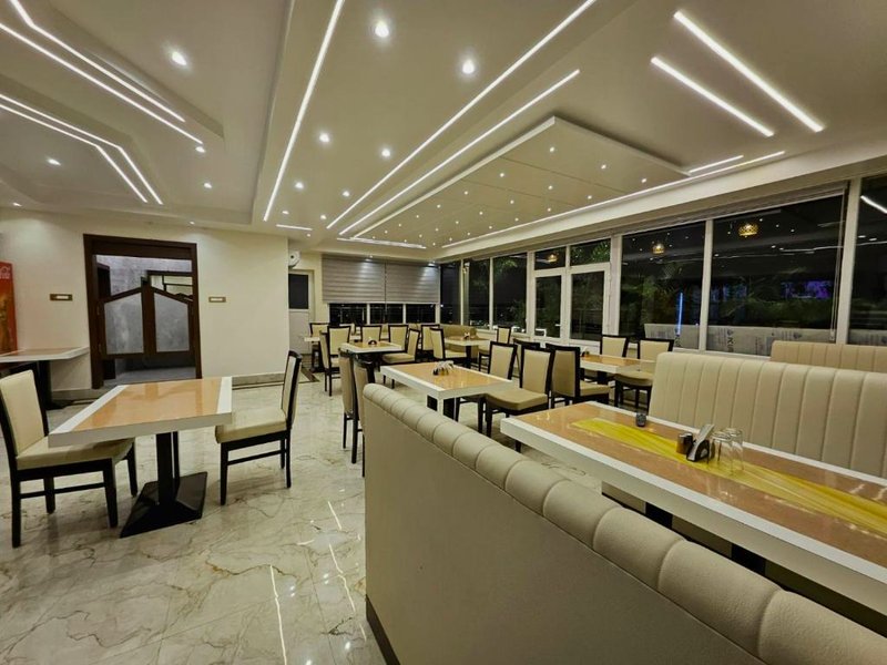 HOTEL MAA LAXMI PALACEの写真