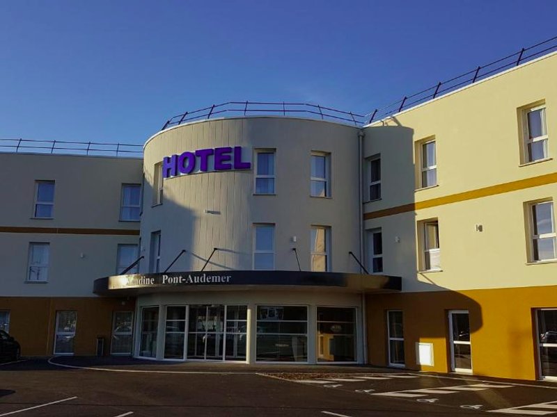 Hôtel Acadine, Pont-Audemerの写真