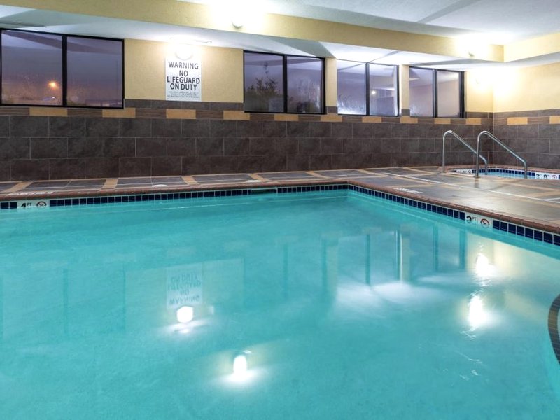 ホリデイ イン エクスプレス アンド スイーツ ロチェスター ウエスト メディカル センター バイ IHG (Holiday Inn Express and Suites Rochester West-Medical Center By IHG)の写真