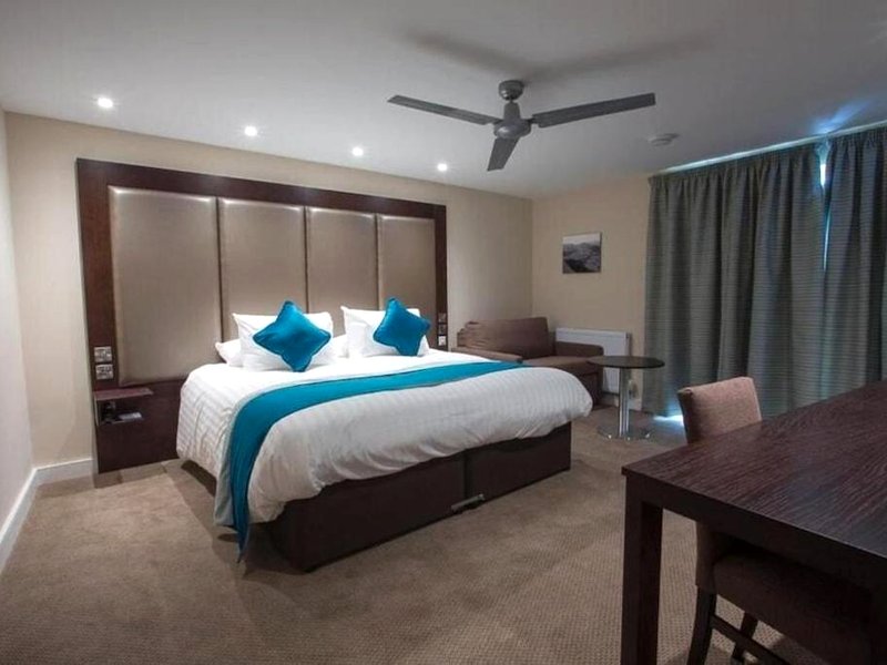 The Burton Hotel and Cloud Nineの写真