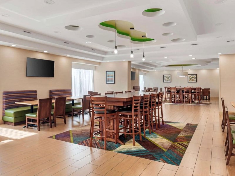 ベスト ウェスタン プラス ノース ショア ホテル (Best Western Plus North Shore Hotel)の写真