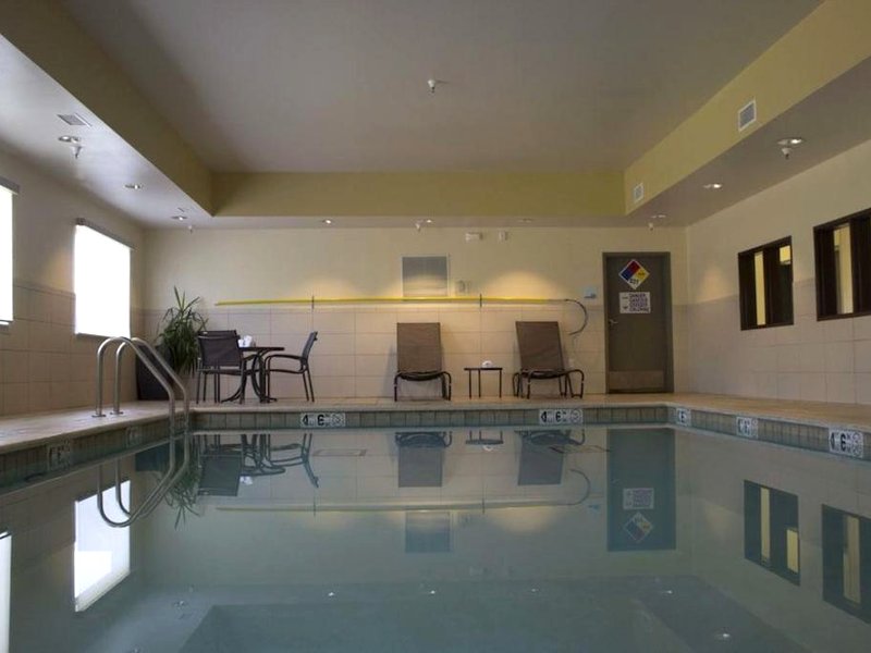 Holiday Inn Express and Suites Tahlequah By IHGの写真