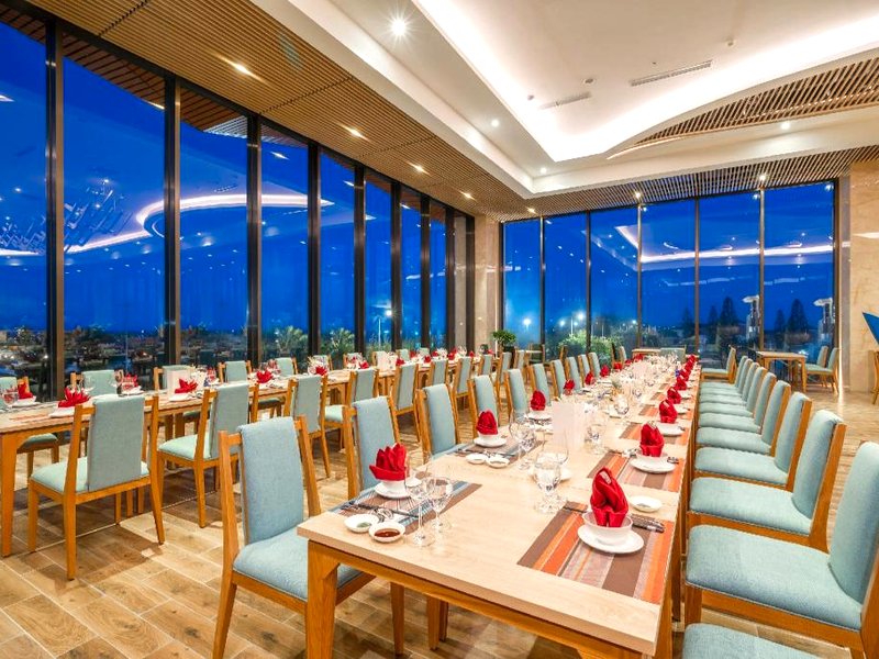サラ グランド トゥイホア ホテル (Sala Grand TuyHoa Hotel)の写真