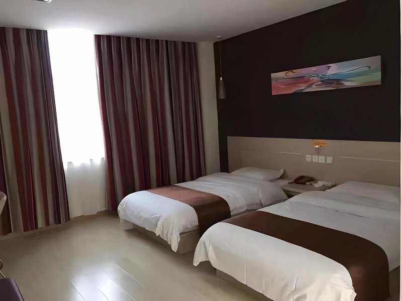 サンク イン ホテル ガンスー ピンリャン フアティン シー ストリート ヂャオヂューアン (Thank Inn Hotel Gansu Pingliang Huating Xi Street Zhaozhuang)の写真