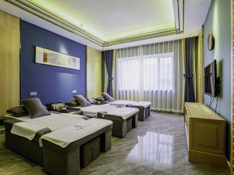 Huating Huarong TIME Hotelの写真