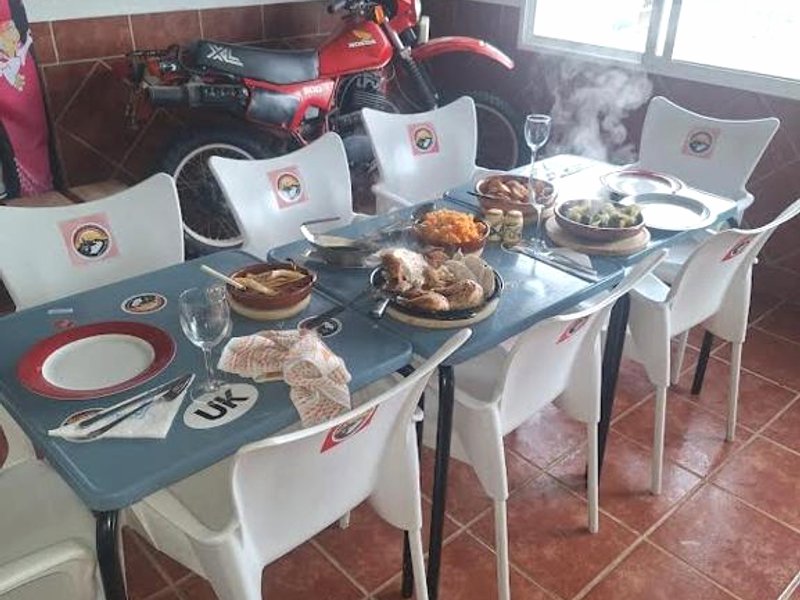 2 Wheels Granada Motocampの写真