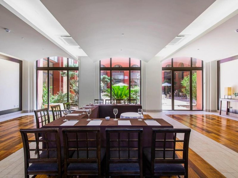 ホテル イントゥル アルカサル デ サン ファン (Hotel Intur Alcazar de San Juan)の写真