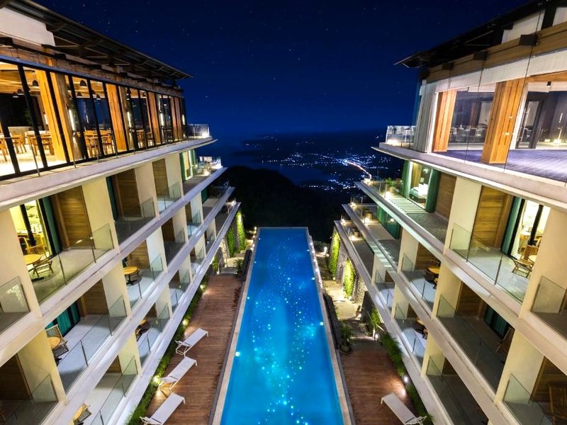 エスカーラ タガイタイ (Escala Tagaytay)の写真