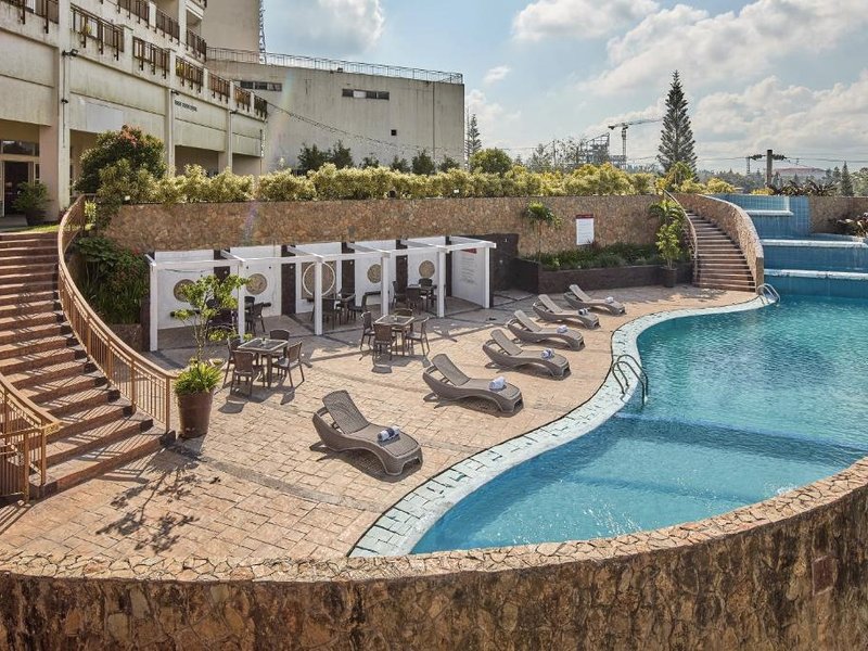 サミット リッジ タガイタイ - 新改装 (Summit Ridge Tagaytay - Newly Renovated)の写真