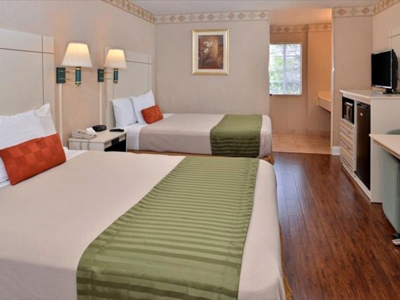 アメリカズ ベスト バリュー イン サン クレメンテ ビーチ (Americas Best Value Inn San Clemente Beach)の写真