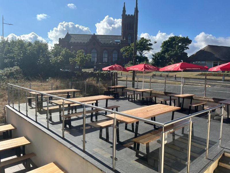 Hillside Dunbarの写真