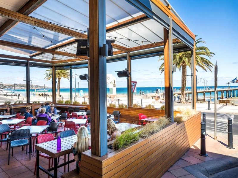 エスプラナード ホテル (Esplanade Hotel)の写真