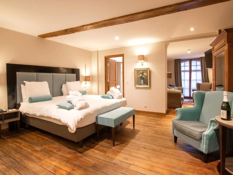 ホテル ドゥ ラ ポステ - ルレ ドゥ ナポレオン III (Hotel de la Poste - Relais de Napoleon III)の写真