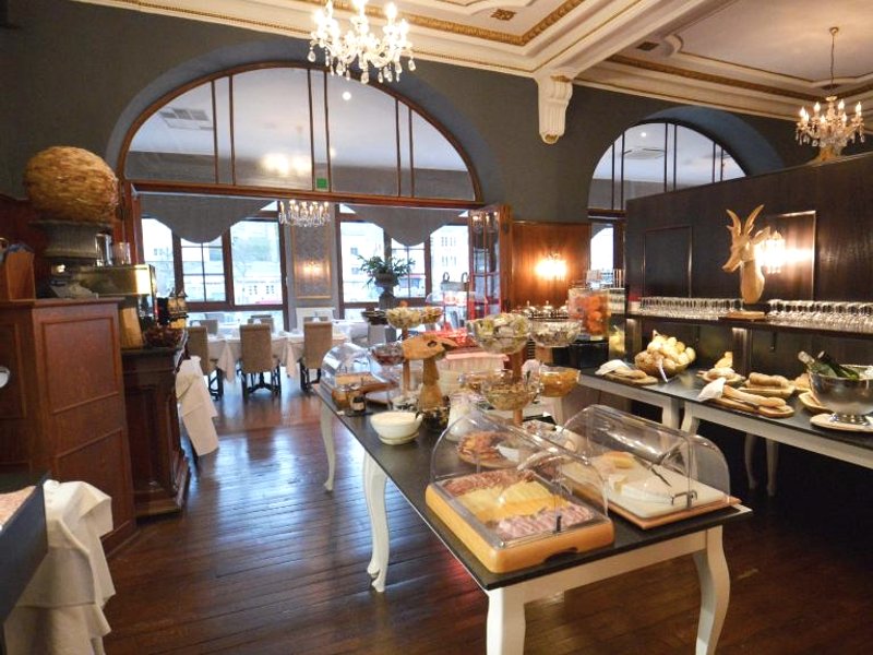 ホテル ドゥ ラ ポステ - ルレ ドゥ ナポレオン III (Hotel de la Poste - Relais de Napoleon III)の写真