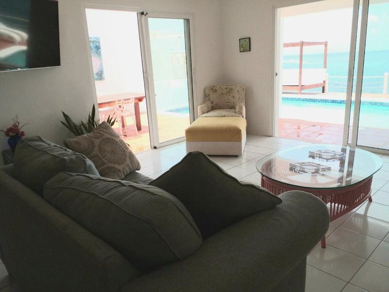 Oceanfront Villaの写真