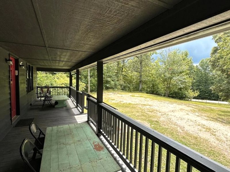 Lake Russell Cabin Dog-Friendly, Secluded 4 Acresの写真