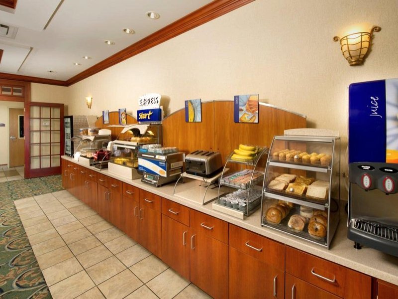 Holiday Inn Express Hotel & Suites Lenoir City Knoxville Area By IHGの写真