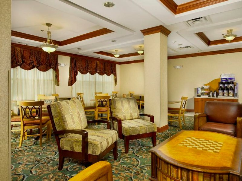 Holiday Inn Express Hotel & Suites Lenoir City Knoxville Area By IHGの写真