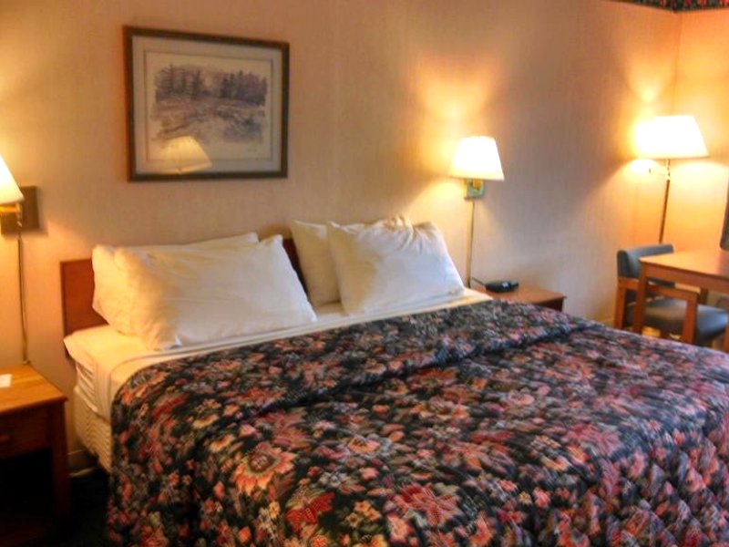 アメリカズ ベスト バリュー イン マリオン NC (Americas Best Value Inn Marion, NC)の写真