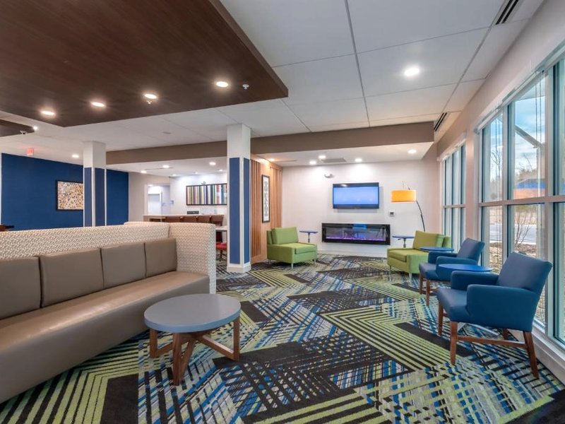 Holiday Inn Express And Suites Marion By IHGの写真