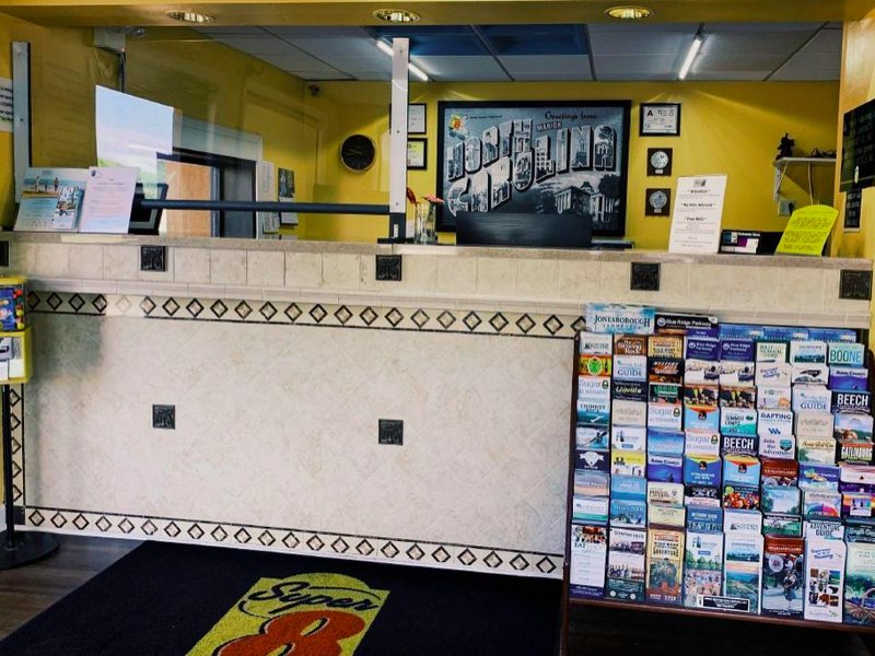 スーパー 8 バイ ウインダム マリオン NC (Super 8 By Wyndham Marion Nc)の写真