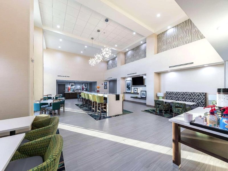 Hampton Inn and Suites Pryorの写真