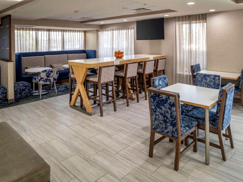 Hampton Inn Long Island/Commackの写真