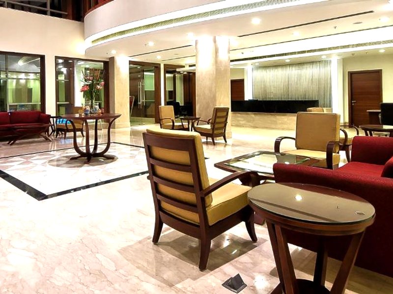 ゴールデン プラザ ホテル (Golden Plaza Hotel)の写真