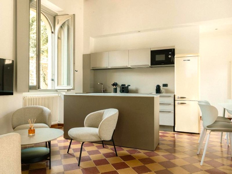 Villa Locana con Jacuzzi e vista lagoの写真