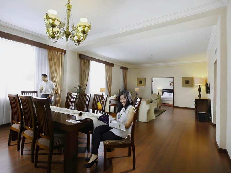 ホテル ニュー サフィル ヨギャカルタ (Hotel New Saphir Yogyakarta)の写真