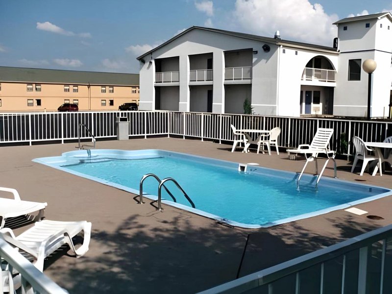 Motel 6 Dickson, TNの写真