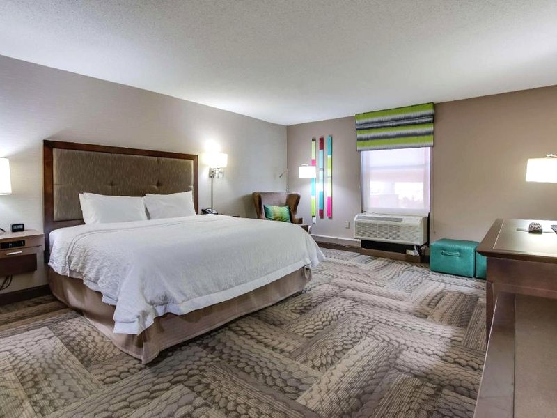 ハンプトン イン ディックソン (Hampton Inn Dickson)の写真