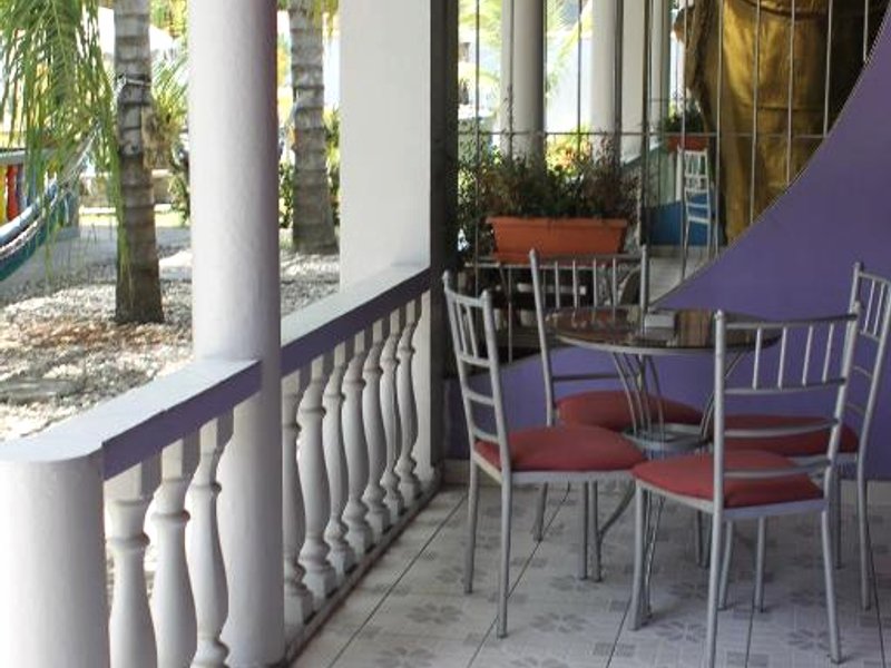 Rainbow Villageの写真