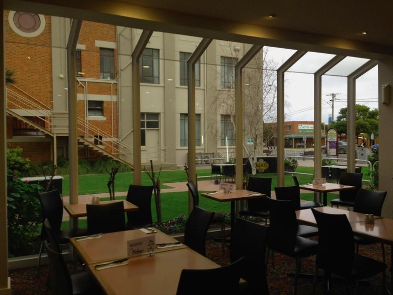 ブルックス ホテル モーテル (Burkes Hotel Motel)の写真