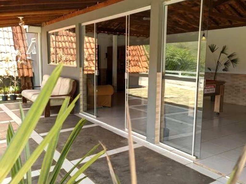 Chalé com vista para montanha na CERVEJARIA JYBÁ (Chale com vista para montanha na CERVEJARIA JYBA)の写真