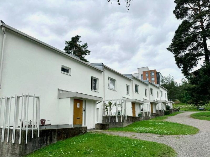 Unique House only 3 min from the airportの写真