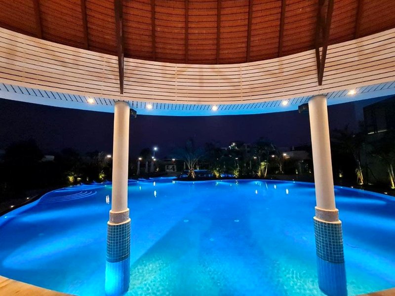 キャッスル ベイビュー リゾート & スパ (CASTLE BAYVIEW RESORT & SPA)の写真