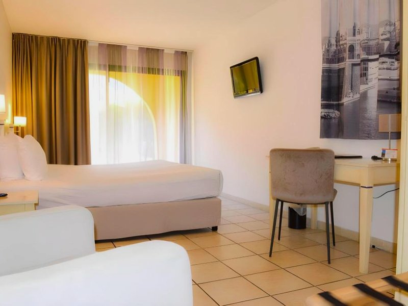 キリヤッド マルセイユ エスト オーバーニュ ジェメノス (KYRIAD MARSEILLE EST - Aubagne Gemenos)の写真