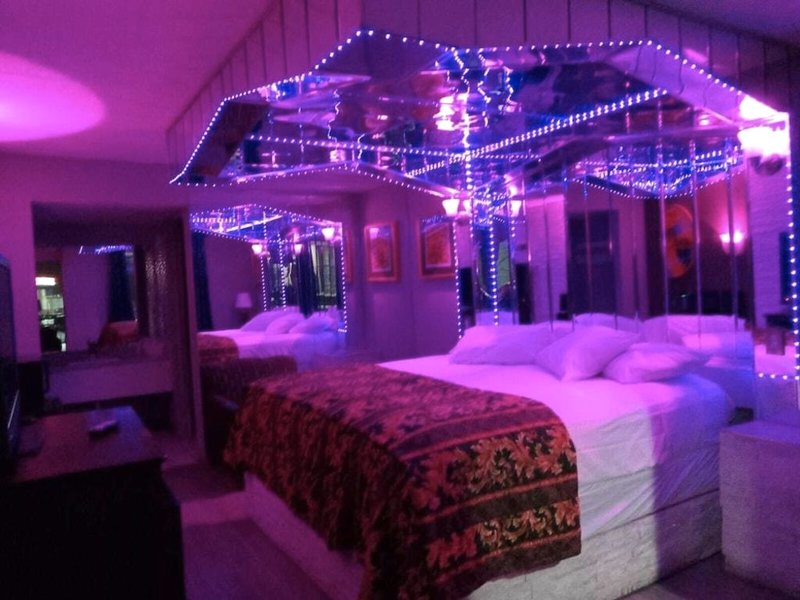 エグゼクティブ イン クーパーズバーグ (Executive Inn Coopersburg)の写真