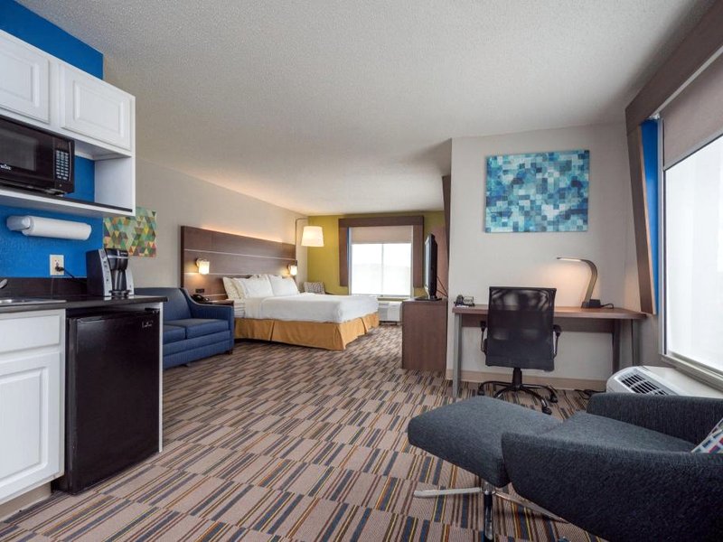 ホリデイ イン エクスプレス アンド スイーツ クエーカータウン - オールタウン エリア バイ IHG (Holiday Inn Express and Suites Quakertown - Allentown Area By IHG)の写真