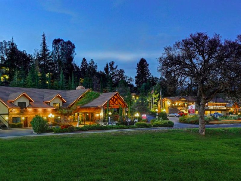 ベストウェスタン プラス ヨセミテ ゲートウェイ イン (Best Western Plus Yosemite Gateway Inn)の写真