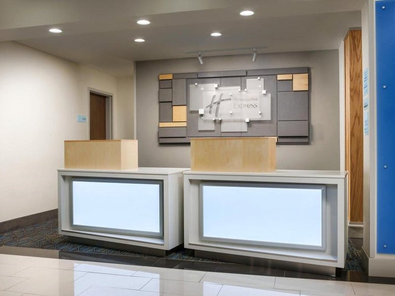 ホリデイ イン エクスプレス アンド スイーツ オークハースト ヨセミテ パーク エリア バイ IHG (Holiday Inn Express And Suites OAKHURST-YOSEMITE PARK AREA By IHG)の写真